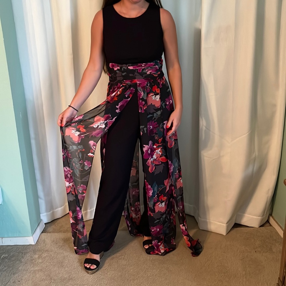 Black and Floral Jumpsuit! Size 2